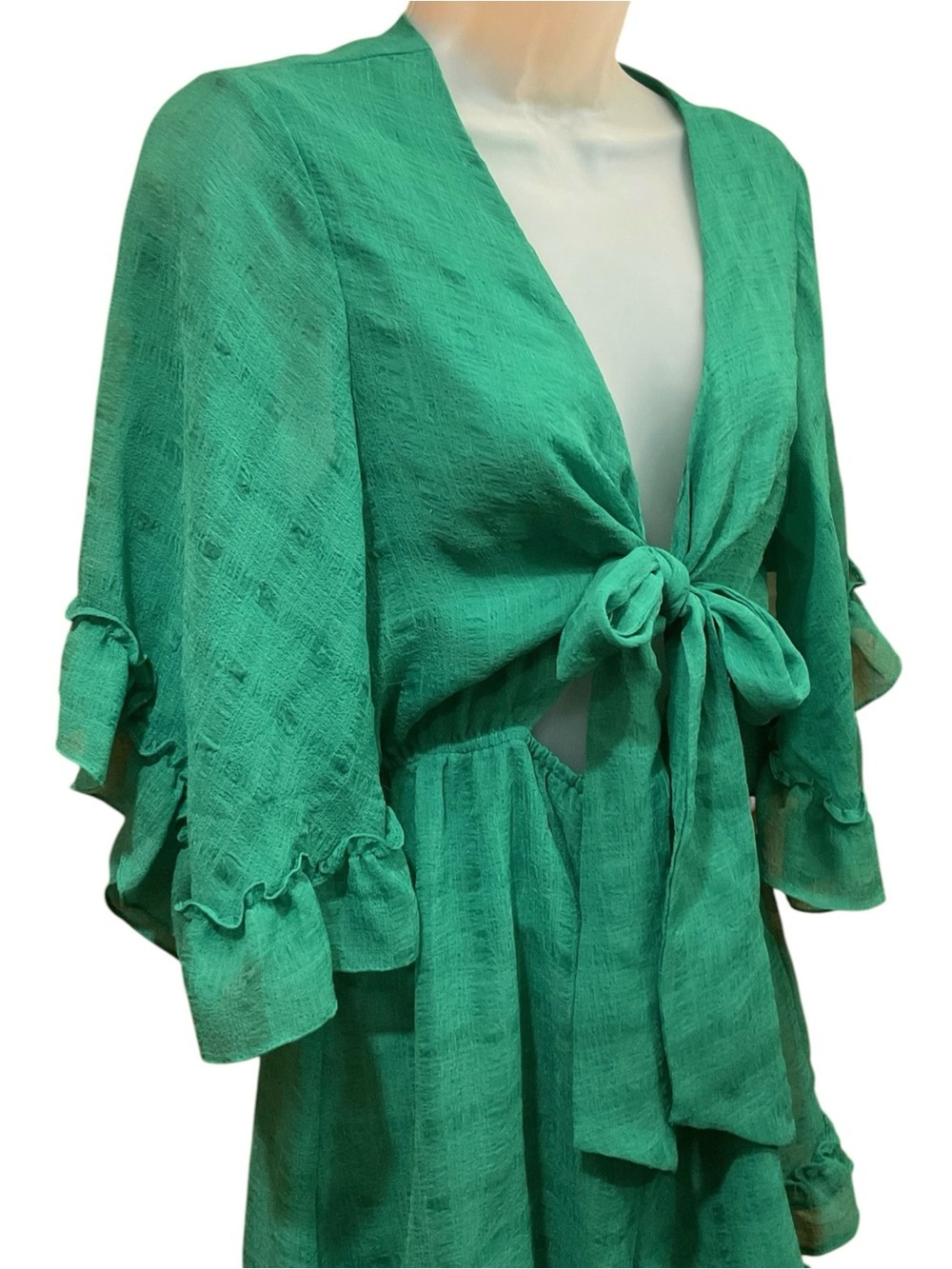 NWT Mi Ami Kima Kelly Green Front Tie Cutout Romper Size M - Picture 3 of 8
